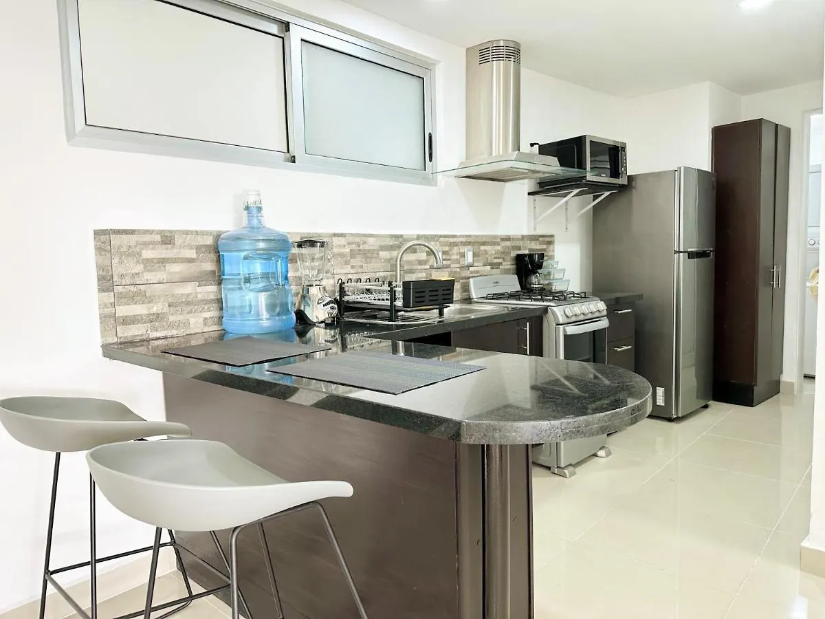Perfect Location Apartment At Malecon Americas Cancun