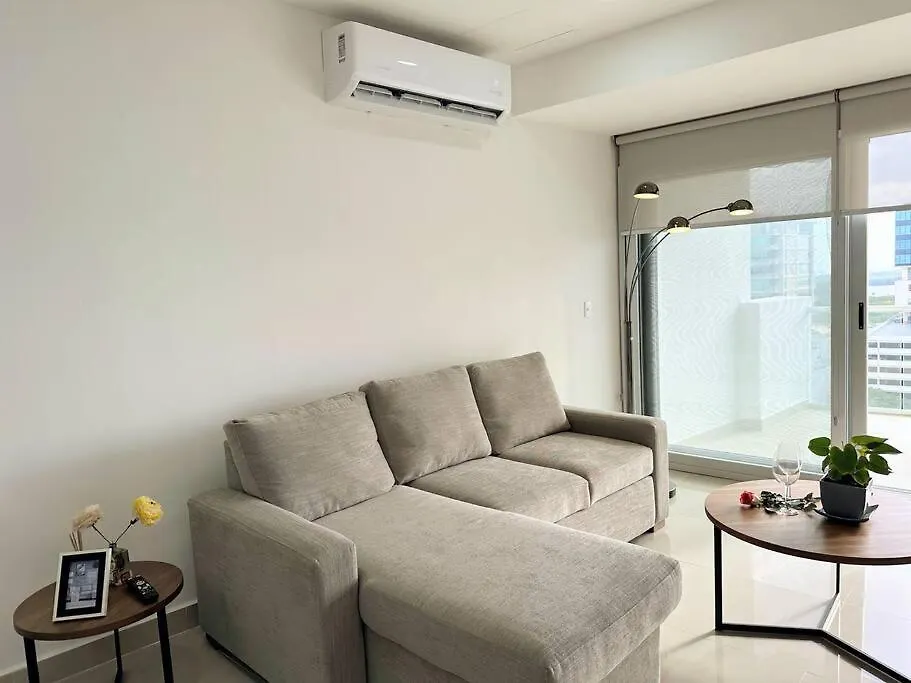 Perfect Location Apartment At Malecon Americas Cancun