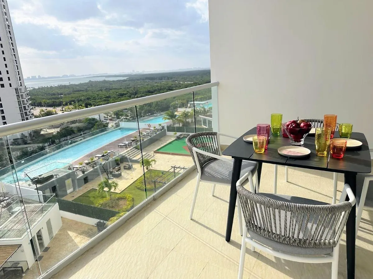 Perfect Location Apartment At Malecon Americas Cancun Mexico